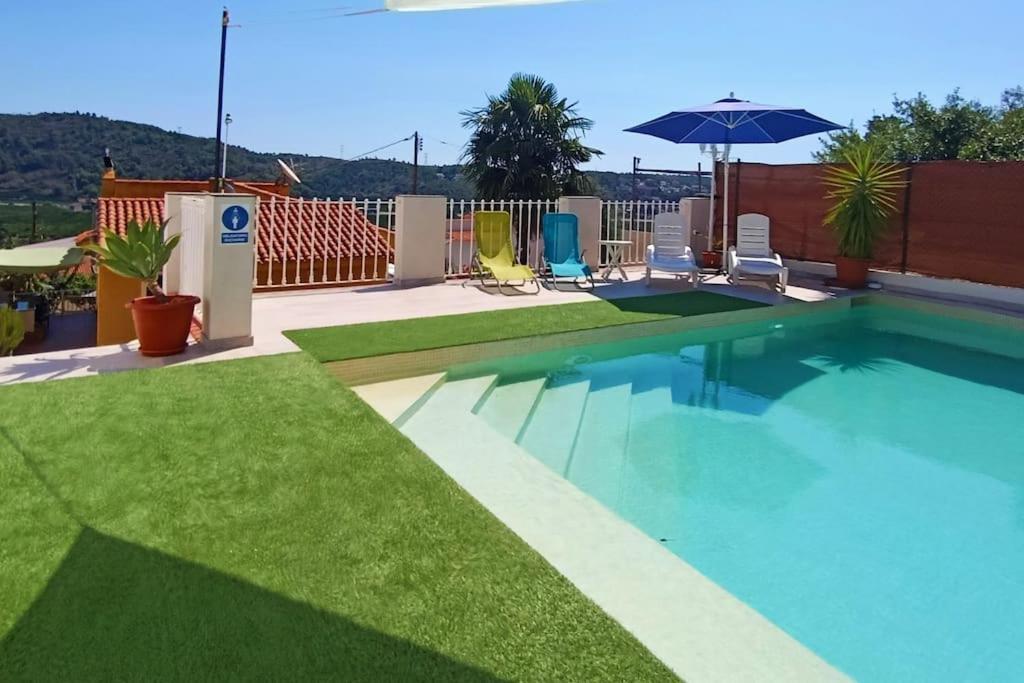 Falconera. A Las Faldas De La Montaña. Apartamento Gandía
